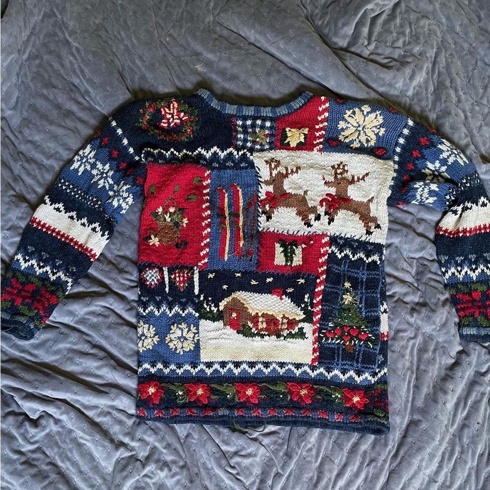 Christmas sweater!! 🎄